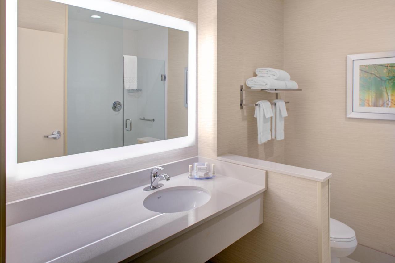 Fairfield Inn & Suites By Marriott Detroit Canton Εξωτερικό φωτογραφία